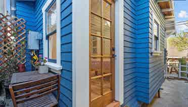 Gorgeous Two Bedroom Home For Rent