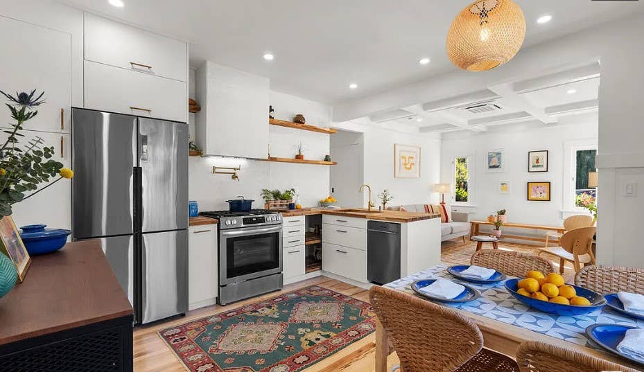Gorgeous Two Bedroom Home For Rent