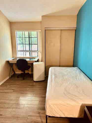 Private room for rent