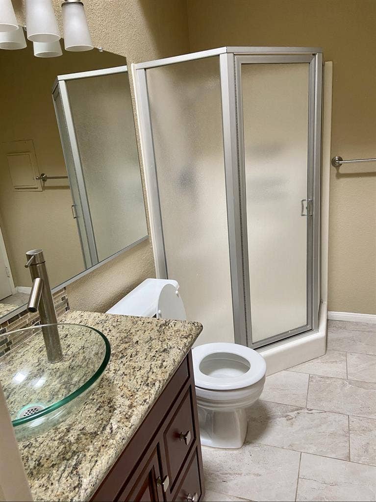 Private room for rent