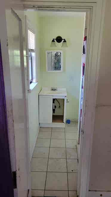 Room with Private Bathroom for Rent