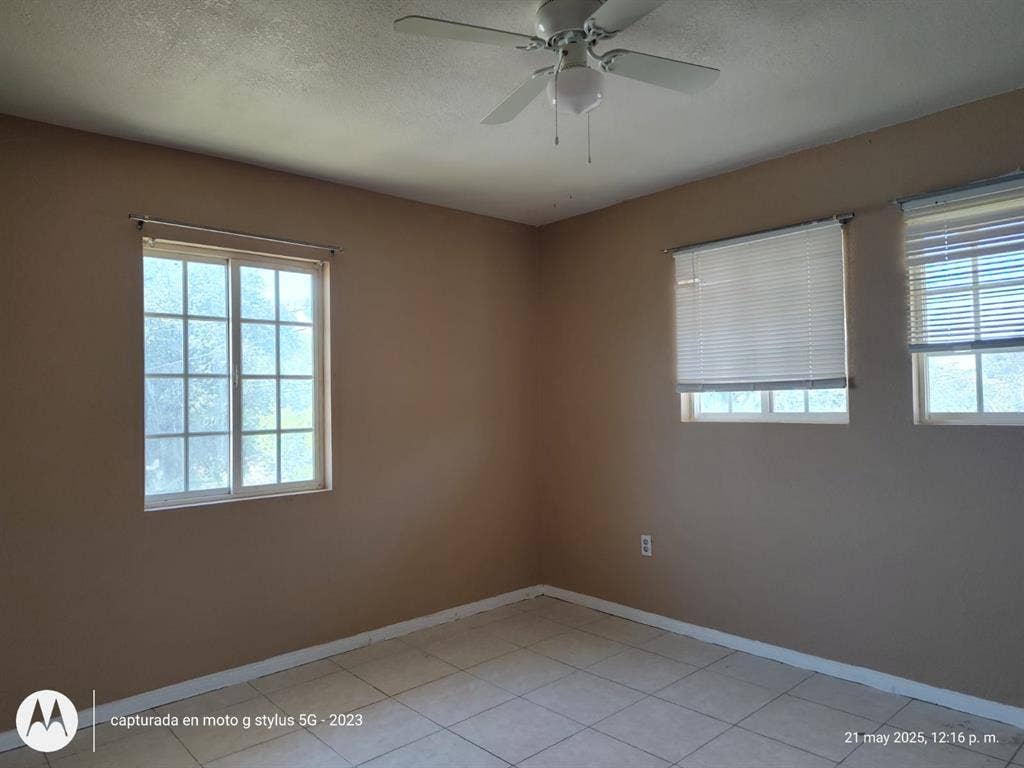 Room with Private Bathroom for Rent