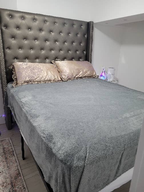 Luxury sharing bedroom apartment