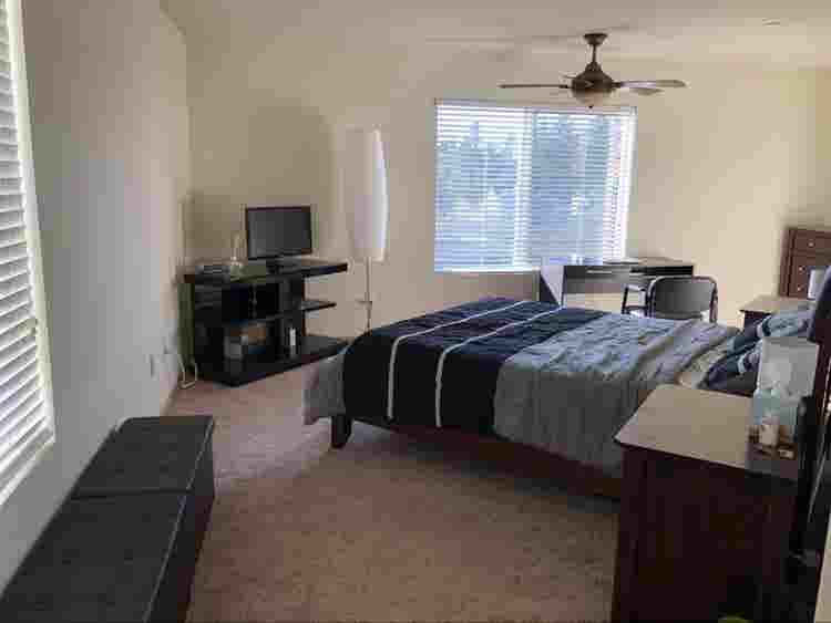 Bedroom Available Now in DuPont