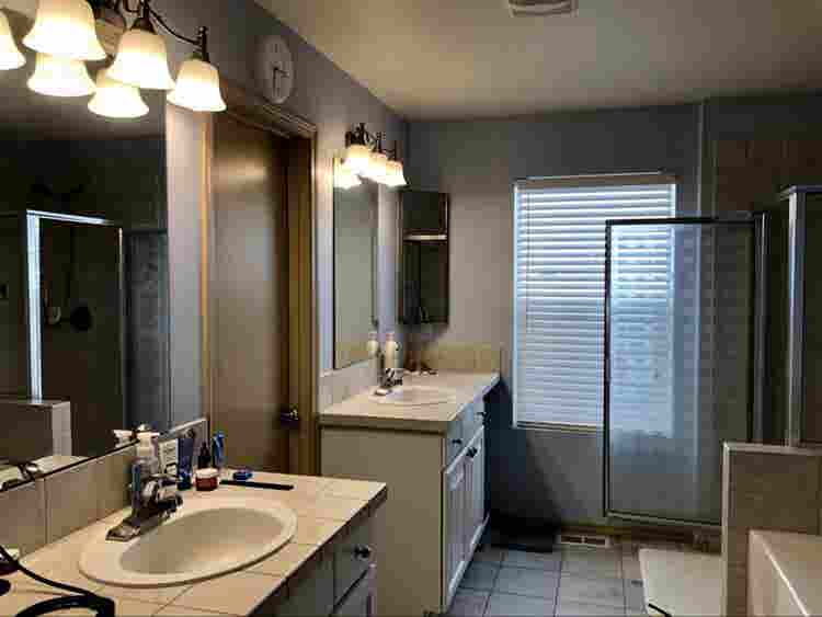Bedroom Available Now in DuPont
