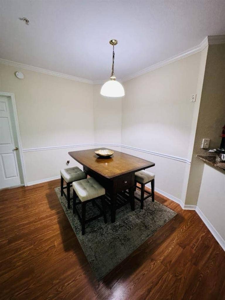 Spacious nice room for rentt