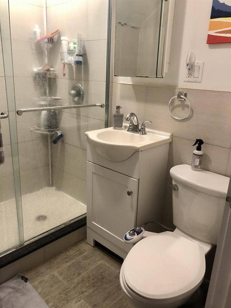 Sunny Room for Rent in Park Slope