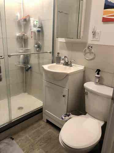 Sunny Room for Rent in Park Slope