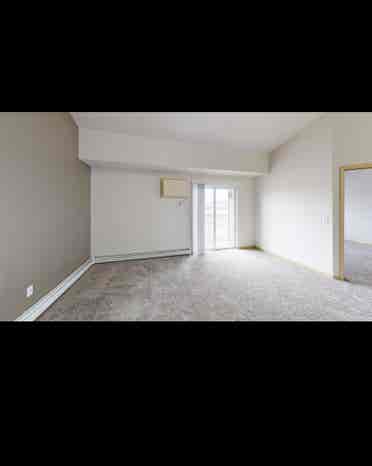 Lease take over for mid August