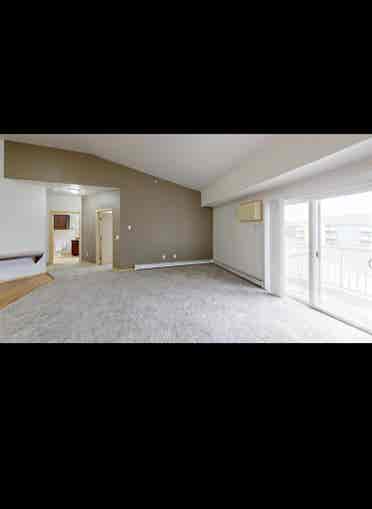 Lease take over for mid August