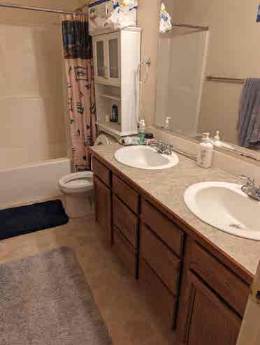 Room for rent (NWLC welcomed)