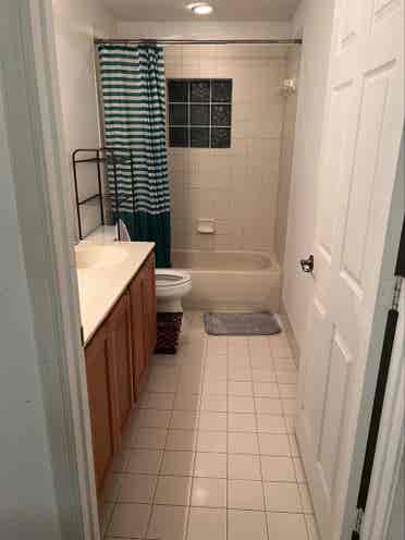 Cozy Private Room and bathroom!