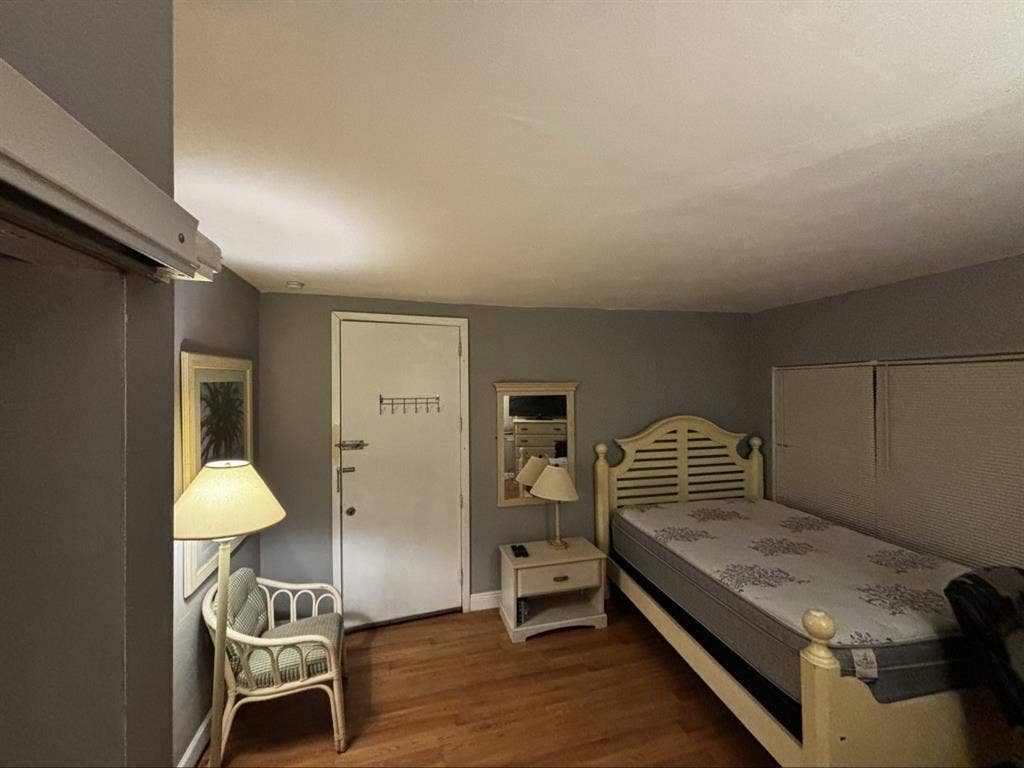 Room for rent