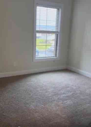 Apartment Available to share