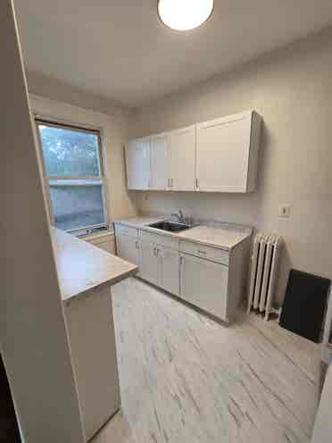 Newly Renovated 3 Bedroom Apt