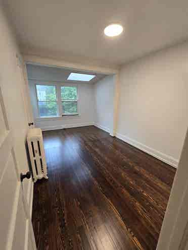 Newly Renovated 3 Bedroom Apt