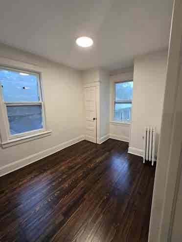 Newly Renovated 3 Bedroom Apt