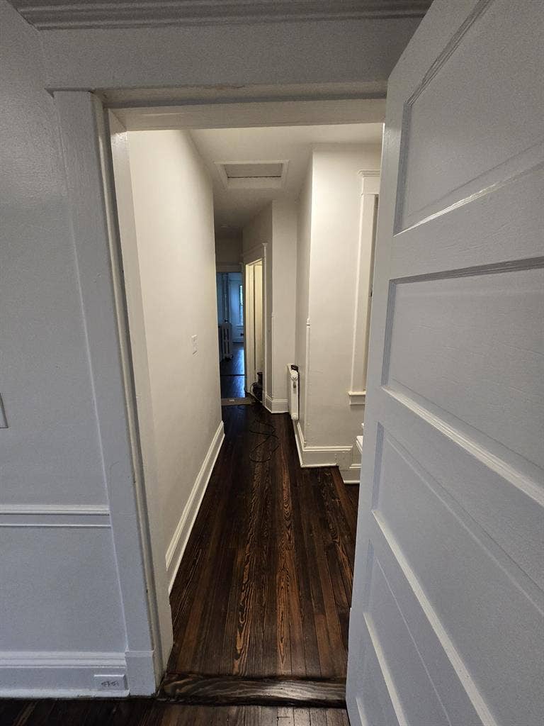 Newly Renovated 3 Bedroom Apt