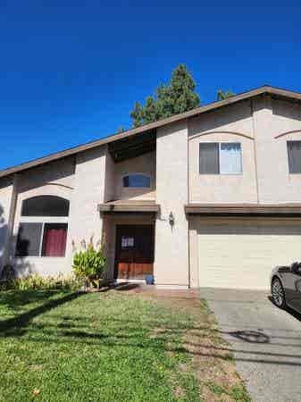 Room for Rent in Monrovia - $