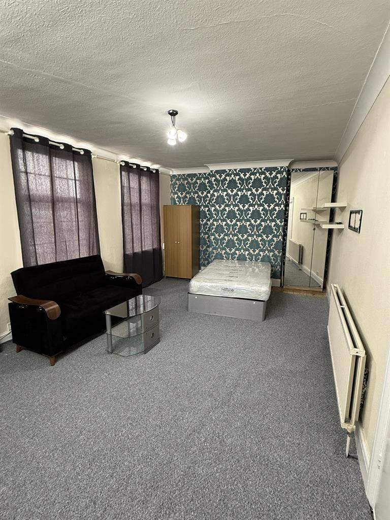 4 Double Rooms