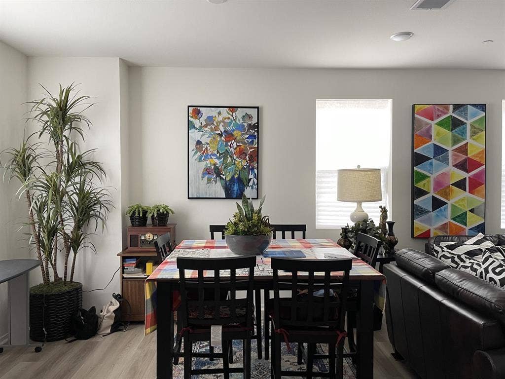 Room 4rent near Fwy