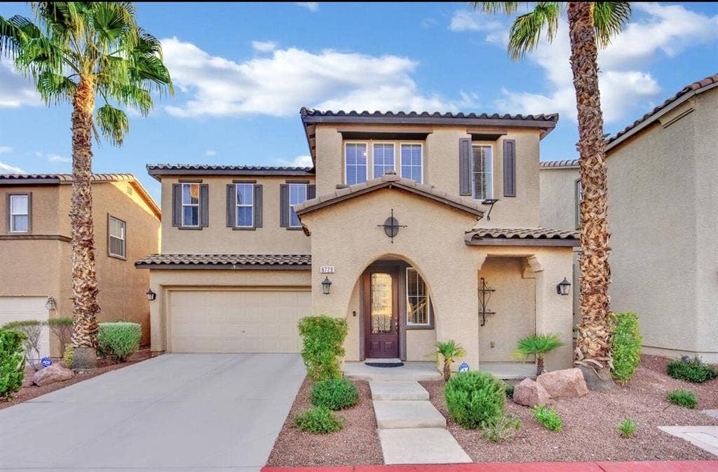$ Furnished Room Summerlin South