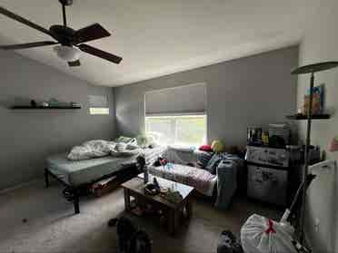 Room available in Sloans Lake house