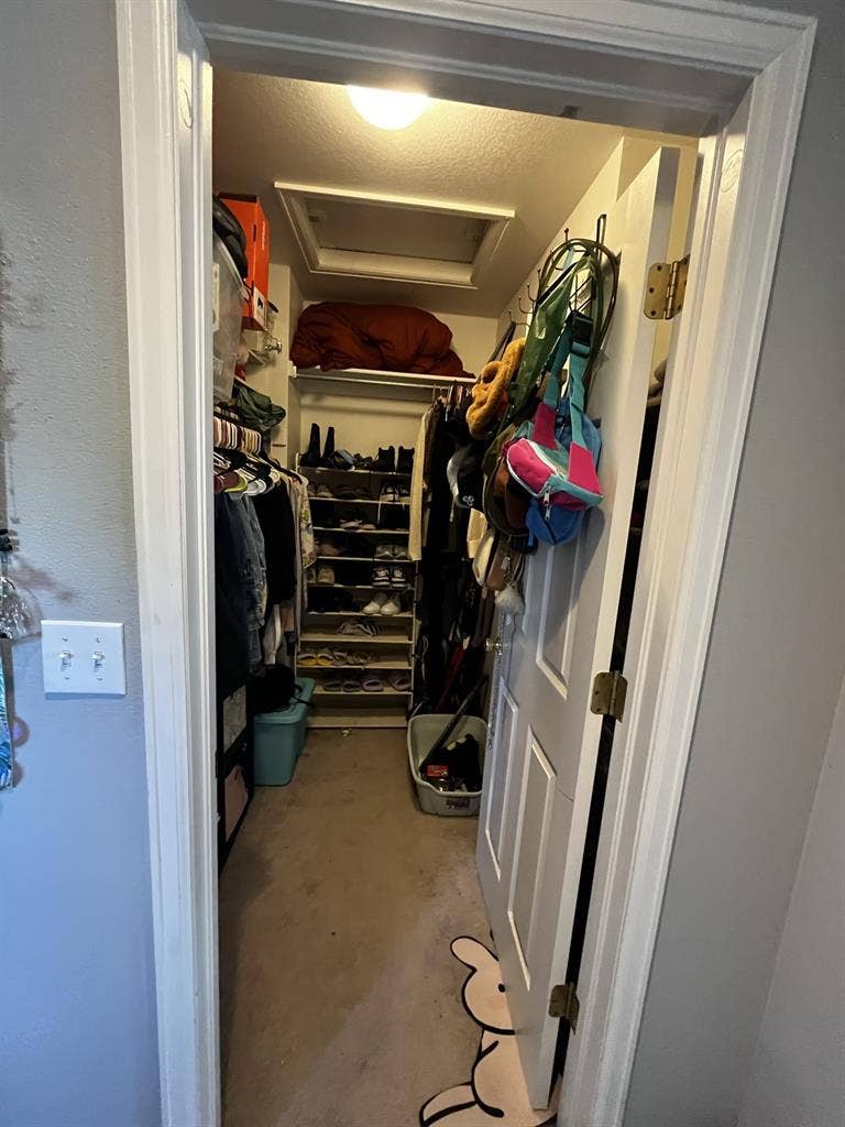 Room available in Sloans Lake house