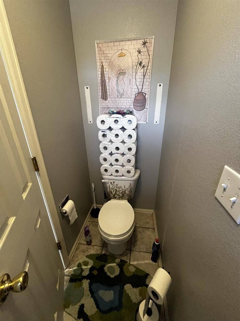 Room available in Sloans Lake house