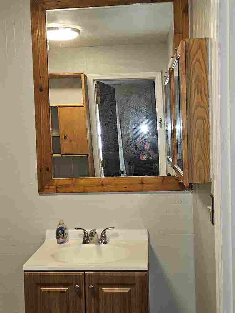 Room in S. CLT Walk to Bus Train