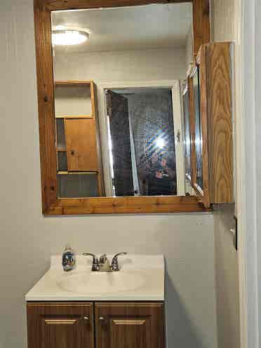 Room in S. CLT Walk to Bus Train