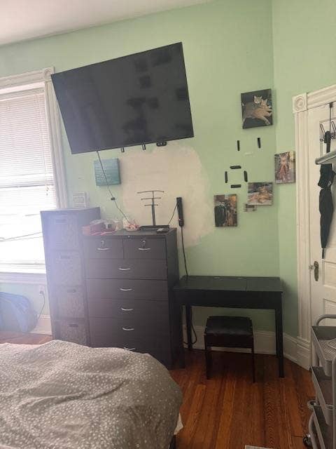 Furnished room, summer sub possible