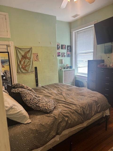 Furnished room, summer sub possible