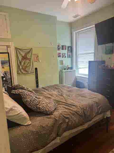 Furnished room, summer sub possible