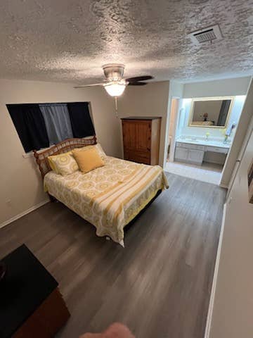 Furnished master/Private bathroom