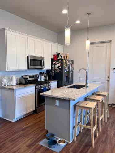 Room for rent in East Downtown