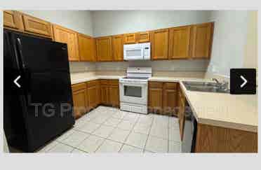 Looking for female to rent with me