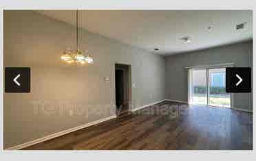 Looking for female to rent with me