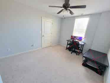 Big Private Basement Mini Kitchen!