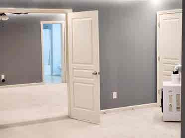 Big Private Basement Mini Kitchen!