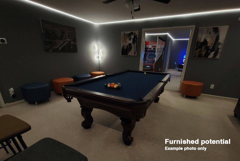 Big Private Basement Mini Kitchen!