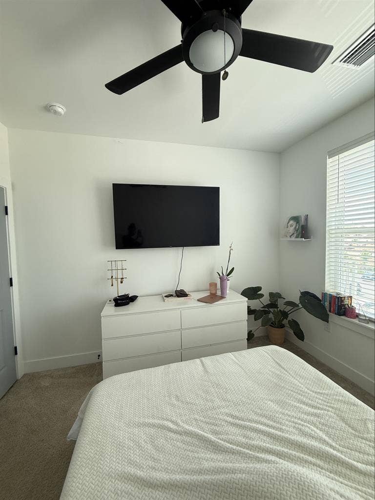female only apartment