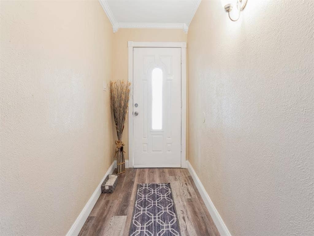 House room for rent $