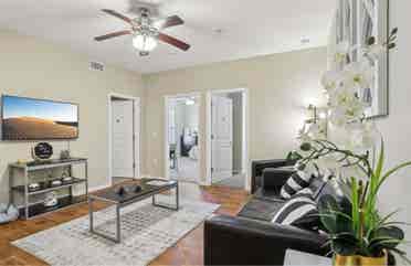 ROOMMATE NEEDED AT ENCLAVE!
