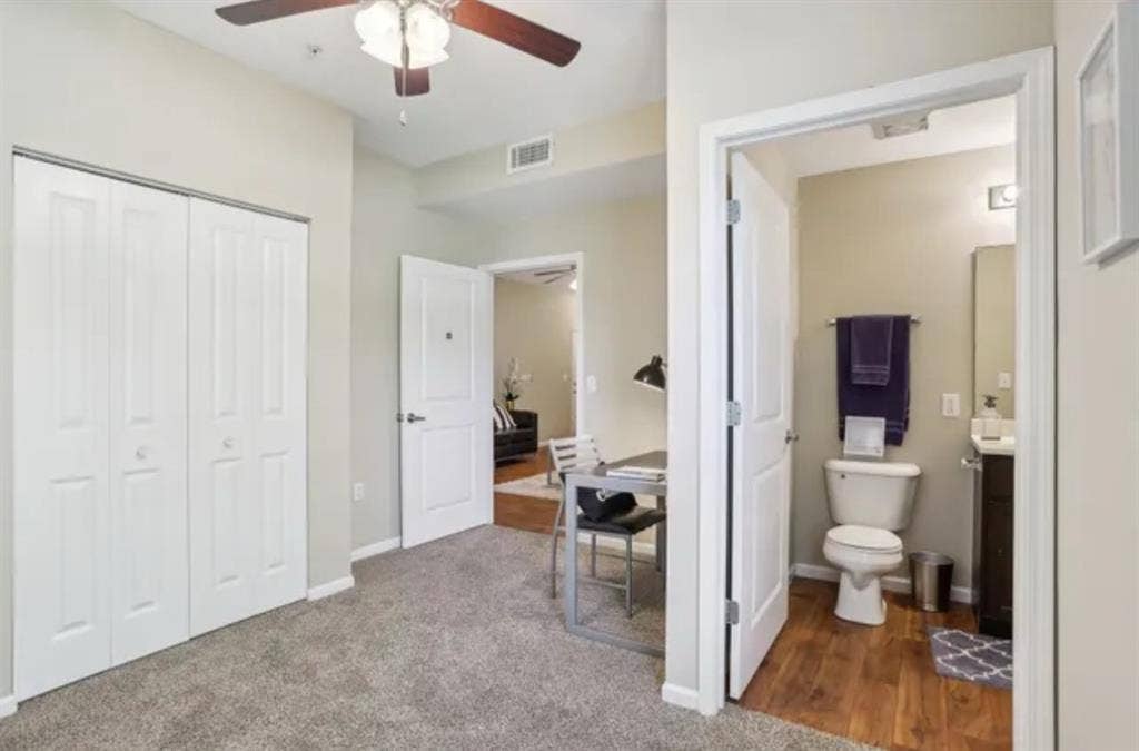 ROOMMATE NEEDED AT ENCLAVE!