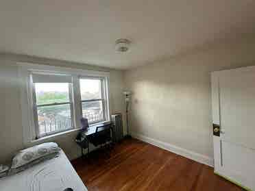 2 Private Beds  lease, $