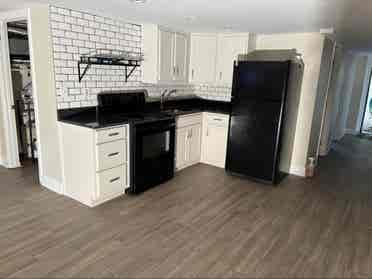 Single room with personal bathroom