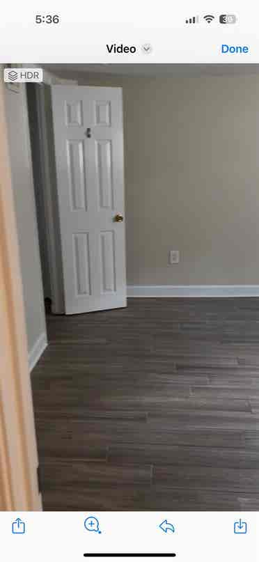 Single room with personal bathroom