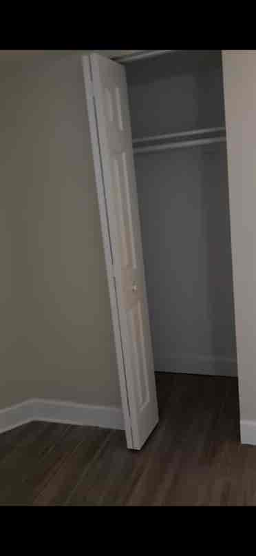 Single room with personal bathroom