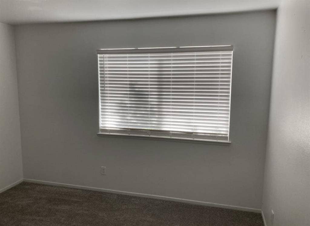 Room for rent with private bathroom